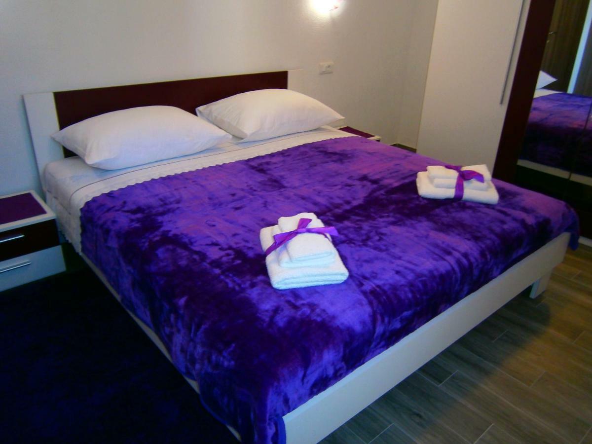 Apartment Willy Komiža المظهر الخارجي الصورة