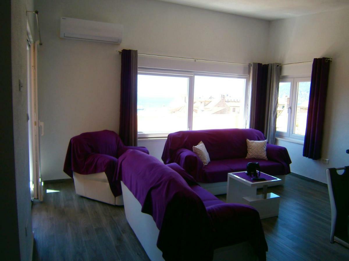 Apartment Willy Komiža المظهر الخارجي الصورة