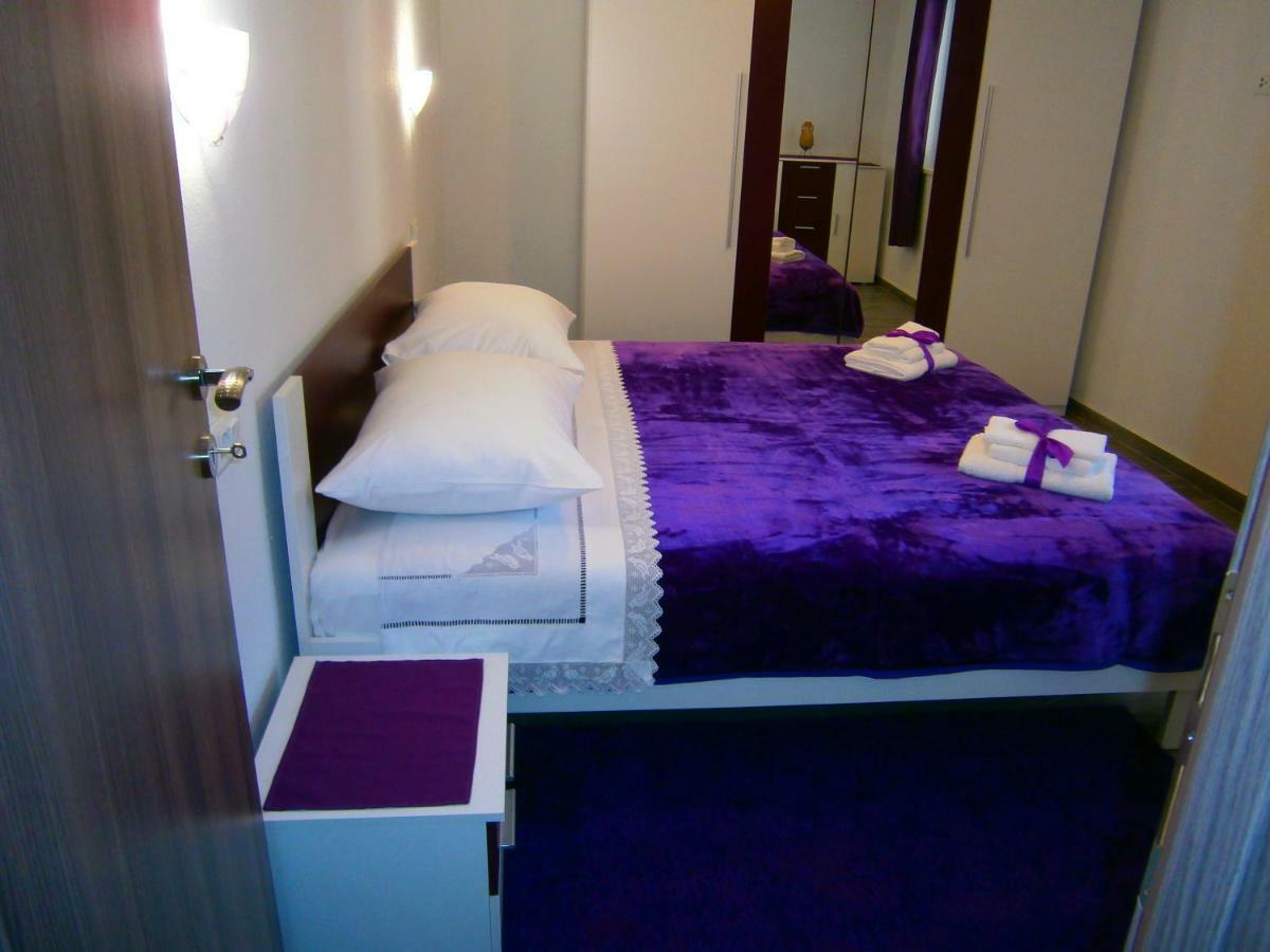 Apartment Willy Komiža المظهر الخارجي الصورة