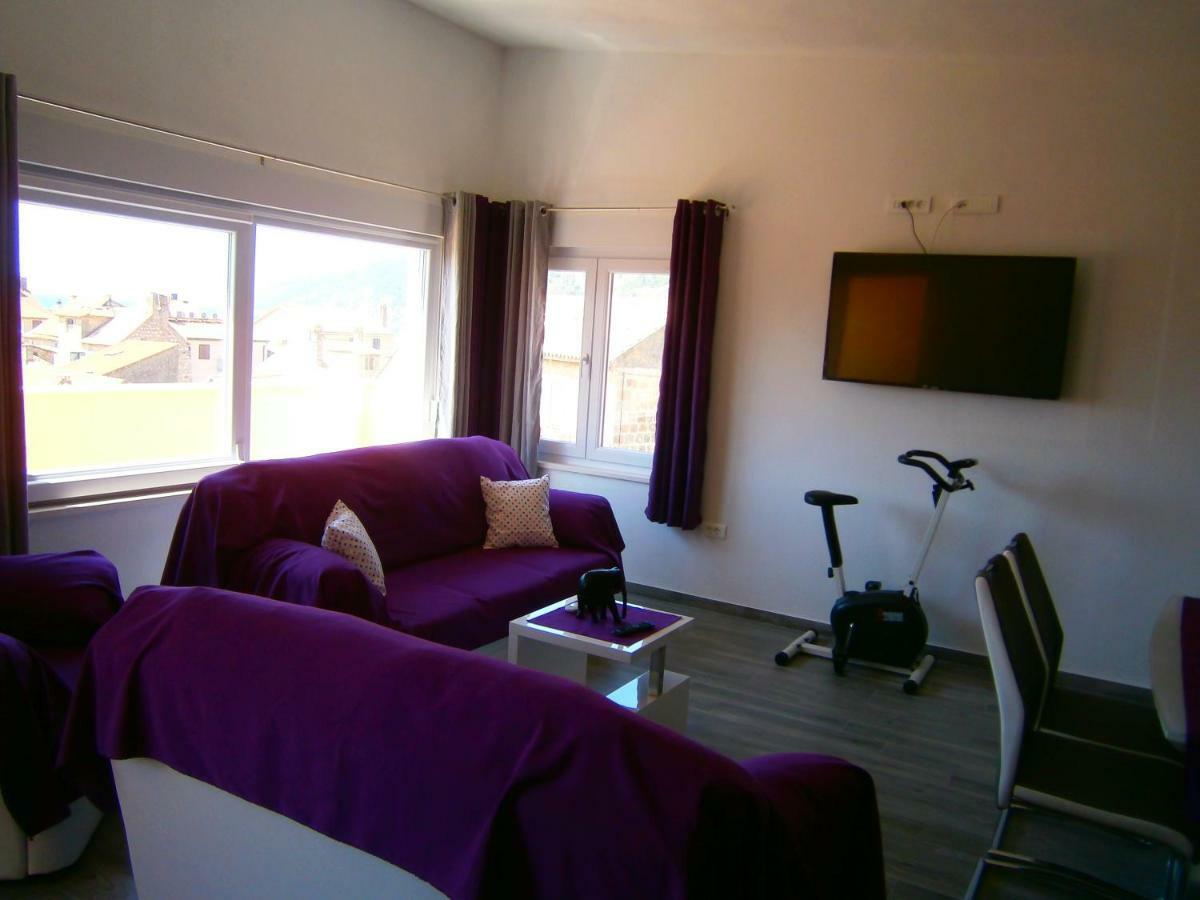 Apartment Willy Komiža المظهر الخارجي الصورة